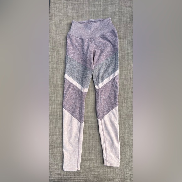 ALO YOGA Sheila Alosoft high waist colorblock leggings Smoky Quartz Gray XS - Picture 3 of 14